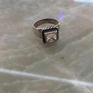 Large crystal ring